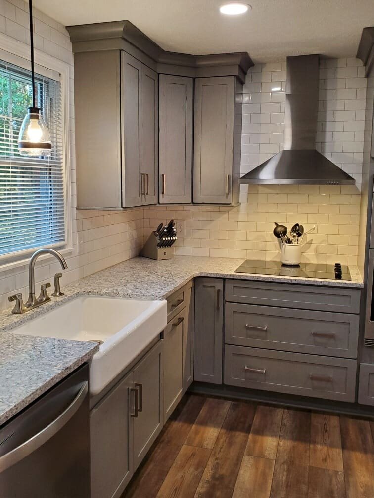 Farmhouse sink under granite countertops